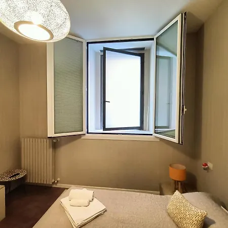 Game House In The Center Appartement *